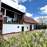 Appartement Romantic House With Jakuzzi *