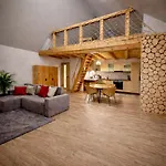Romantic House With Jakuzzi * Veszprémfajsz