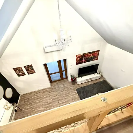 Apartament Romantic House With Jakuzzi Veszprémfajsz