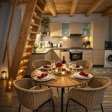 Romantic House With Jakuzzi Veszpremfajsz