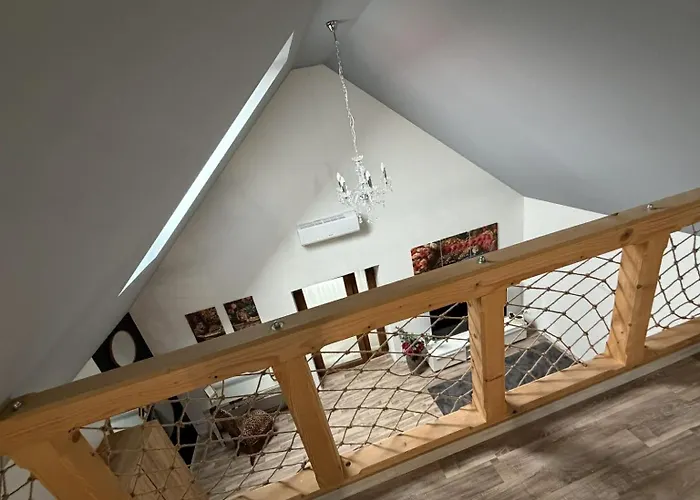 Romantic House With Jakuzzi *