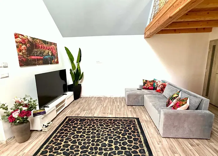 Διαμέρισμα Spa Residence Romantic House With Jakuzzi Veszprémfajsz